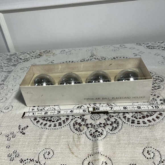 Silver Christmas Porcelain ball placecard holders - Picture 7 of 7